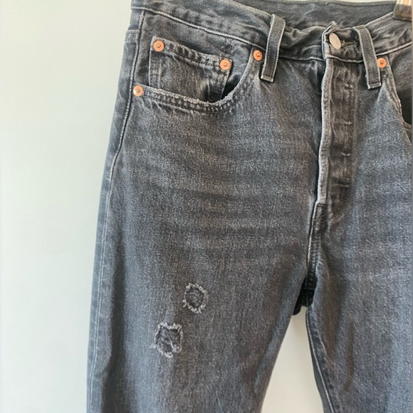 Levis 501 S High-Rise Grunge Button Fly Distressed Black Jeans W27 L28 - Picture 6 of 11